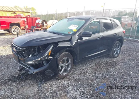 2024 Ford Escape St Line z USA, uszkodzony, nr VIN 1FMCU9MN2RUA05472